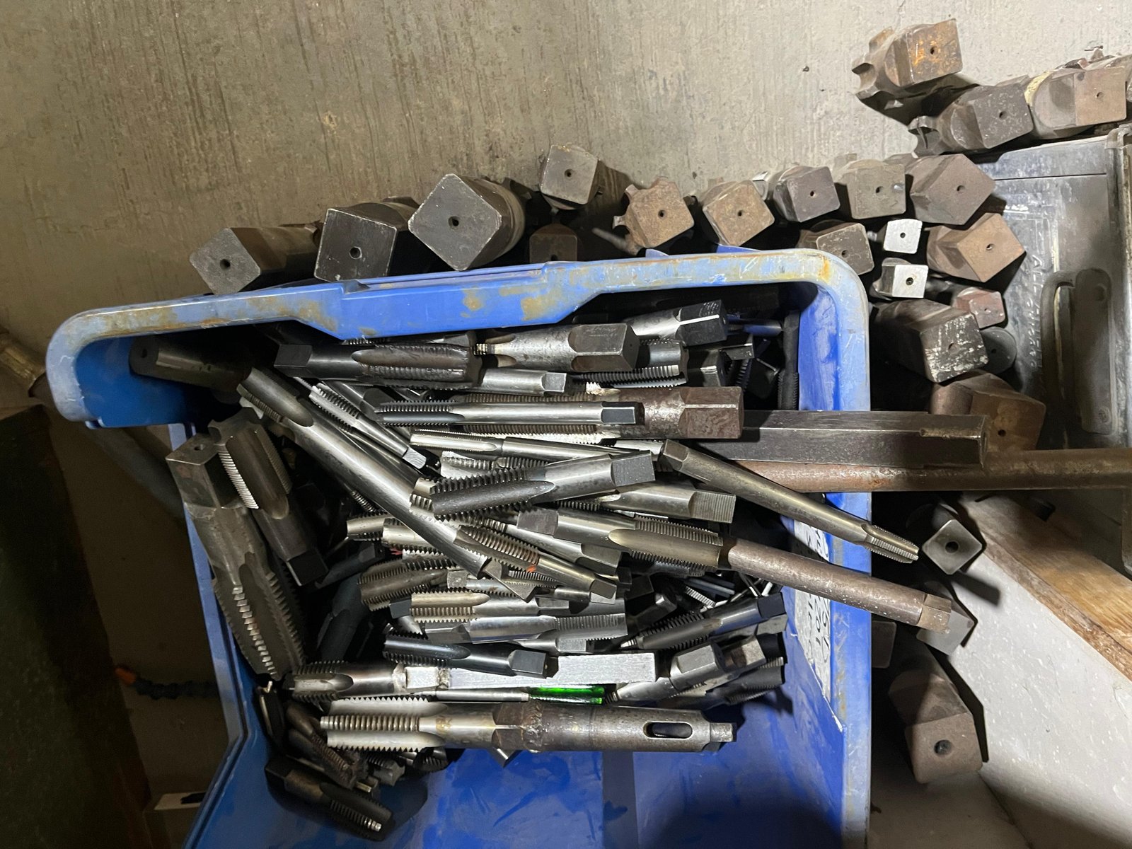 JL07-machuelos_para_metal