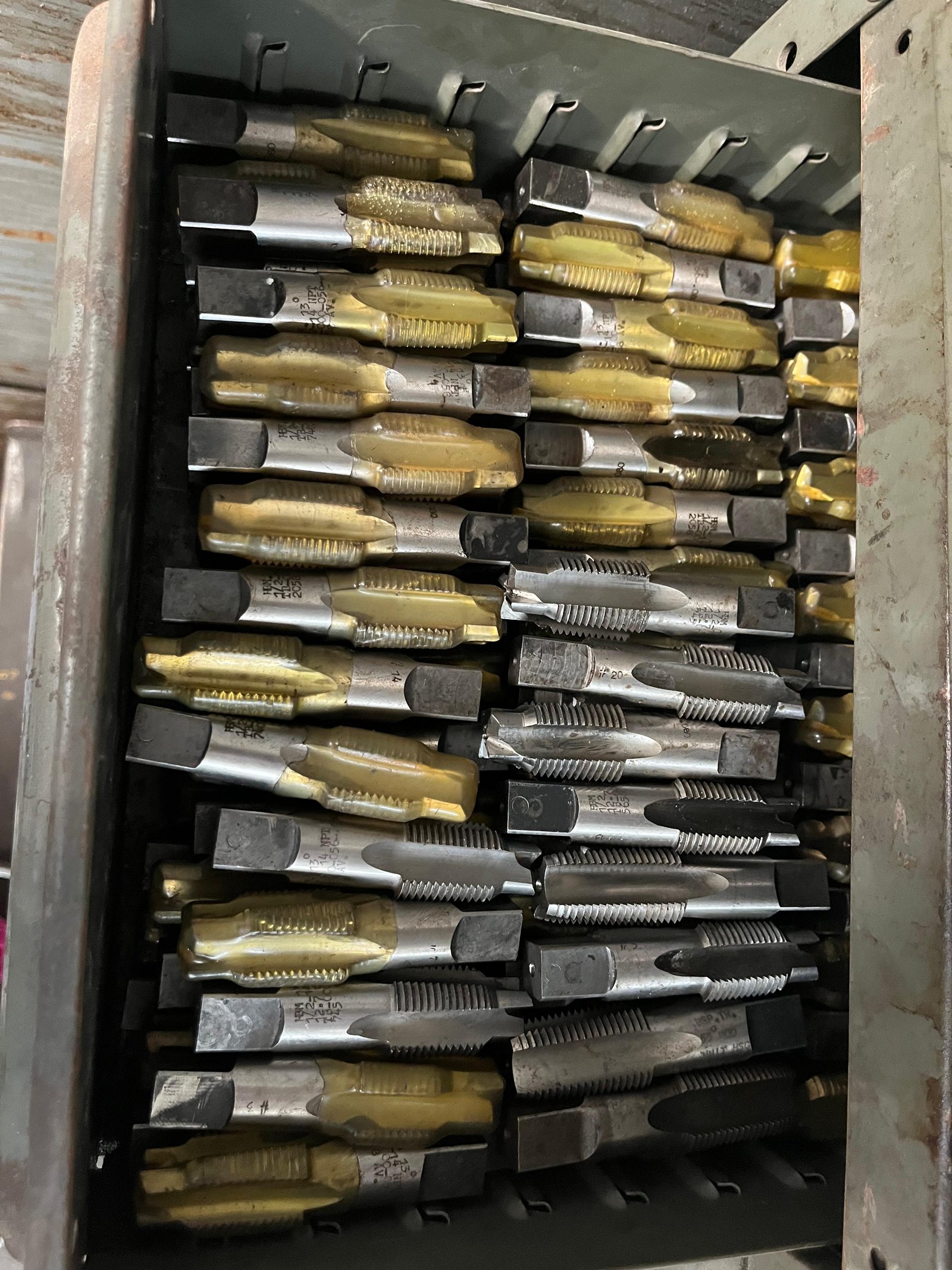 JL07-machuelos_para_metal